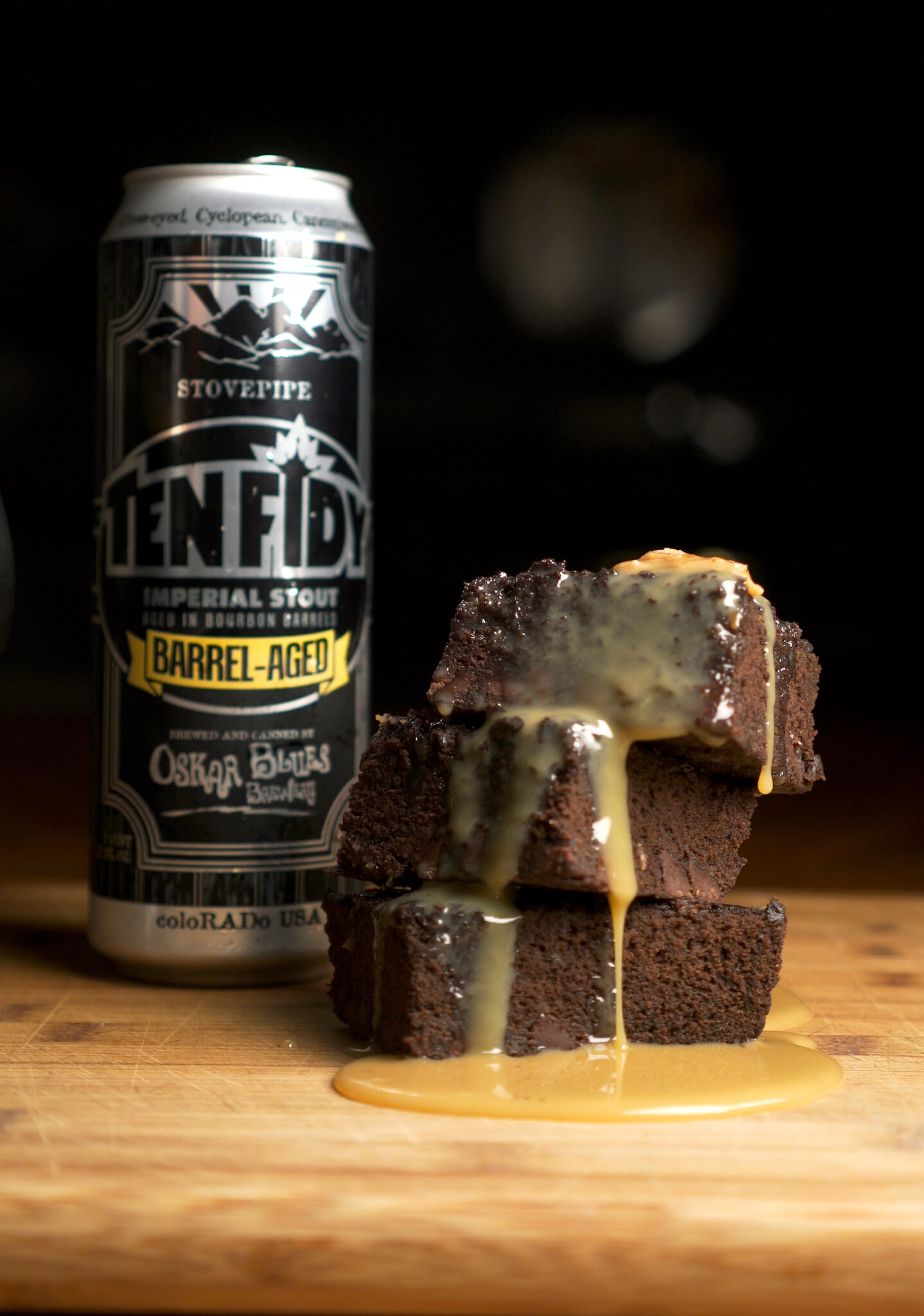 Barrel-Aged Ten FIDY Brownies With Salted Caramel Sauce - Oskar Blues